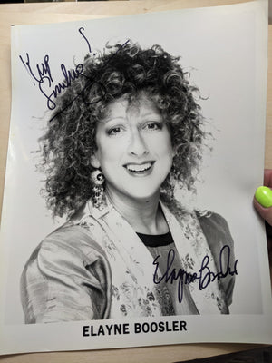 ELAYNE BOOSLER COMEDIAN SIGNED AUTOGRAPHED 8X10 PHOTO
