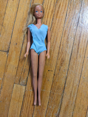 VINTAGE SUN SET MALIBU BARBIE DOLL SWIMSUIT TOWEL SUNGLASSES KOREA SOME TLC